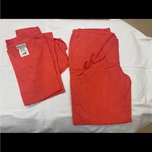 UA Butter soft scrubs size L